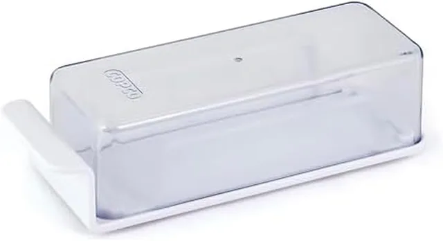 Copco butter dish with a clear lid and tablespoon markings